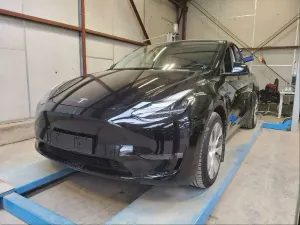 Tesla Model Y Long Range 2023