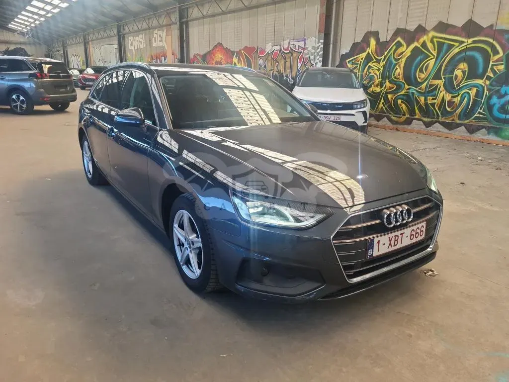 Audi A4 Avant 30 TDI Business 2019