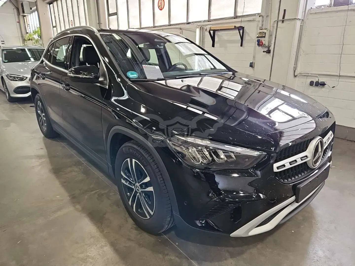 Mercedes-Benz GLA 180 2025