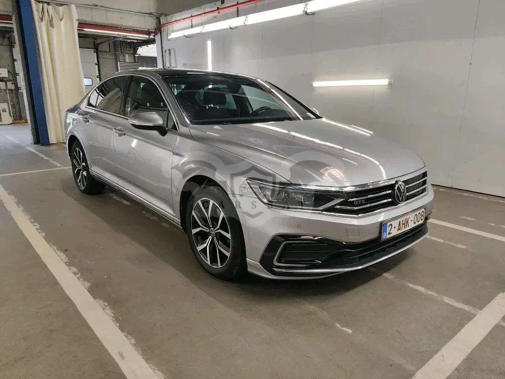Volkswagen Passat GTE 1.4 TSI Business 2021