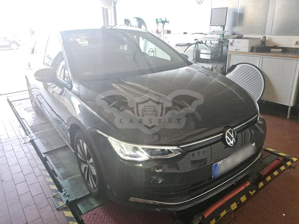 Volkswagen Golf 1.0 TSI Move 2024