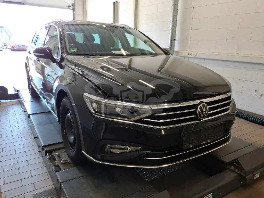 Volkswagen Passat Variant 2.0 TDI Elegance 2021