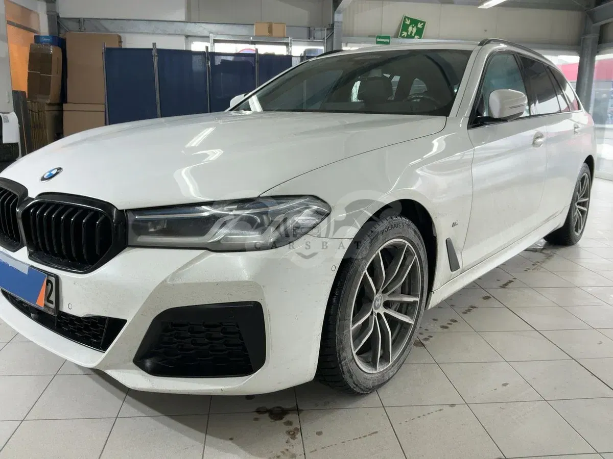 BMW 5 Series Touring 540d M Sport 2022