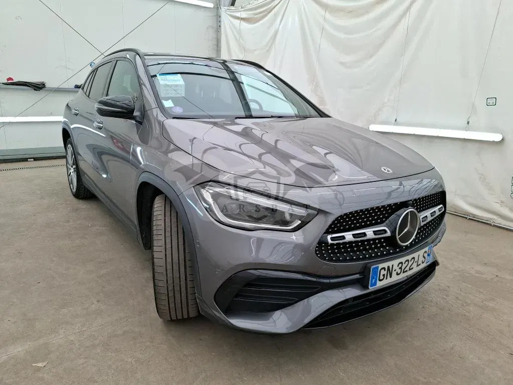 Mercedes-Benz GLA 250e AMG Line 2023