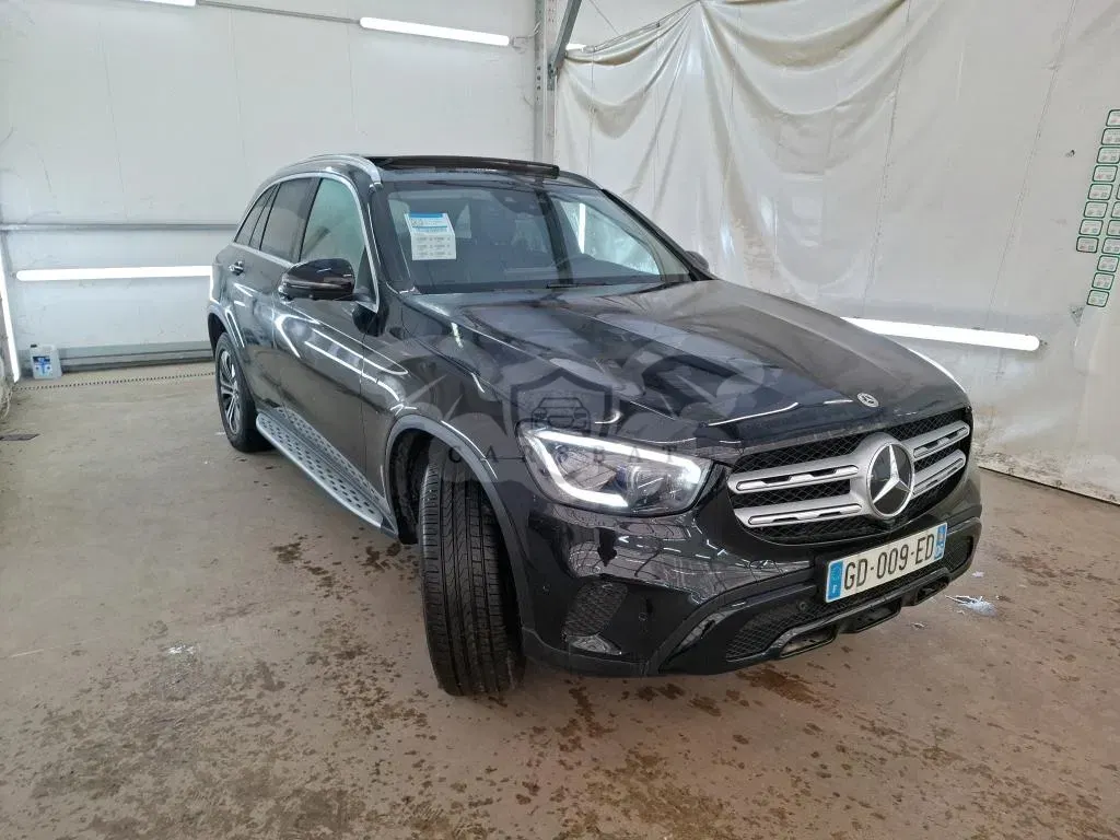 Mercedes-Benz GLC 300e Avantgarde 2021