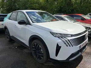 Peugeot 3008 1.2i Allure 2025