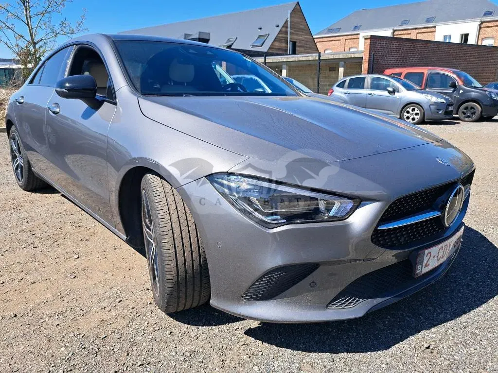 Mercedes-Benz CLA 200 Luxury 2022