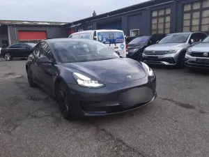 Tesla Model 3 Standard Range Plus 2021