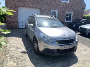 Peugeot 2008 1.2i Access 2015
