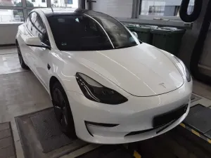 Tesla Model 3 75 kWh 2022