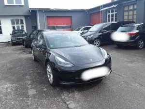 Tesla Model 3 60 kWh 2023