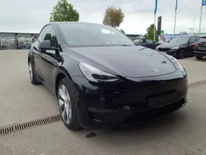 Tesla Model Y 78 kWh 2023