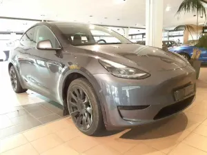 Tesla Model Y 60 kWh 2023