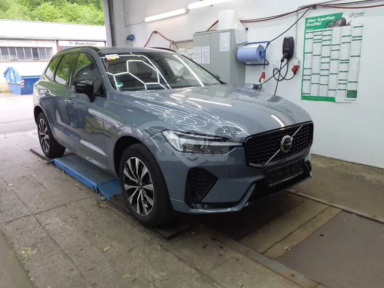 Volvo XC60 B4 Plus Dark 2023