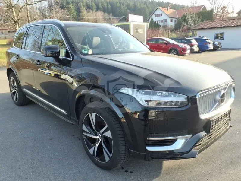 Volvo XC90 T8 Core 2024