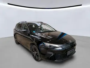 MG MG5 Luxury 2023