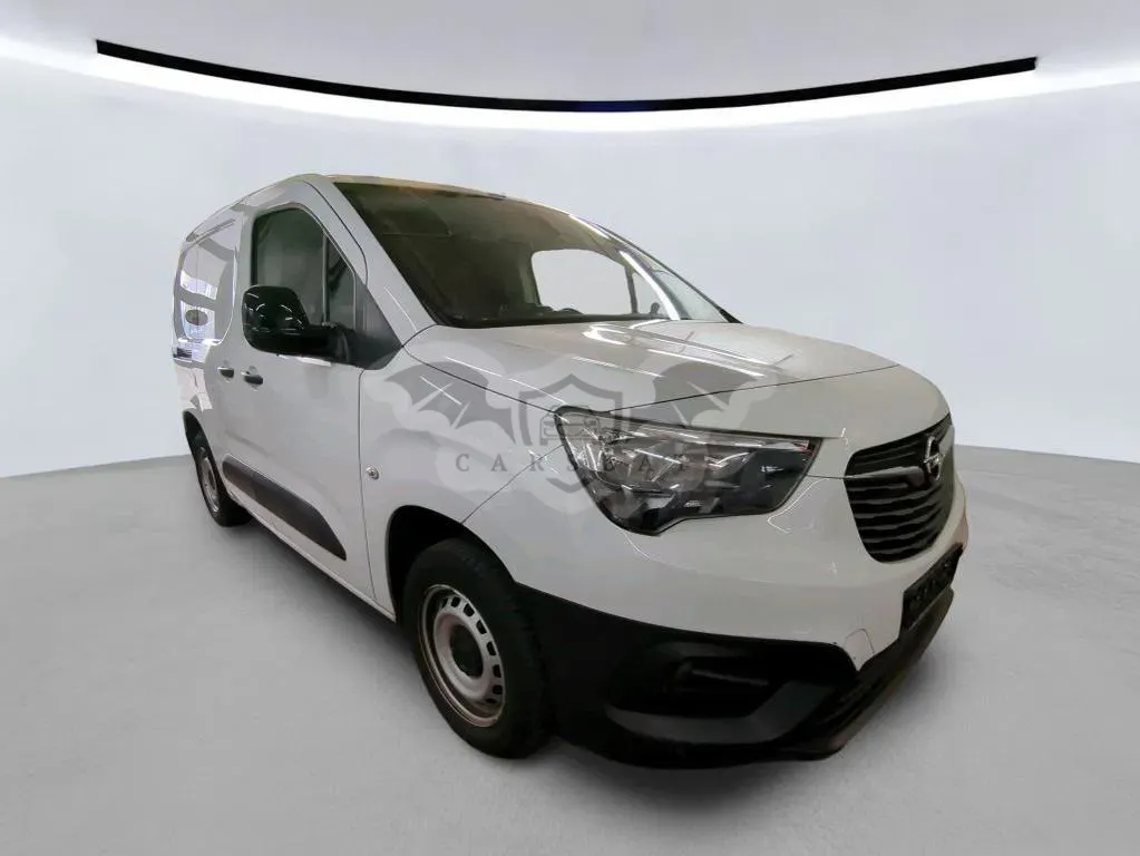 Opel Combo Cargo 1.5 Selection 2022