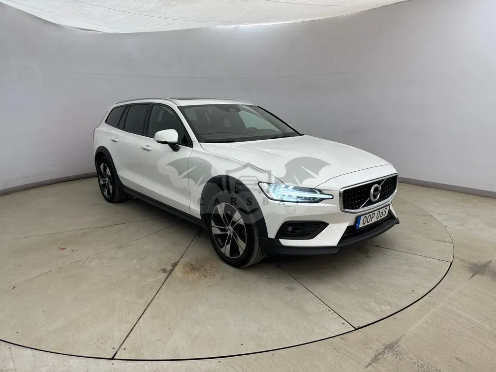Volvo V60 Cross Country 2.0 B4 2022