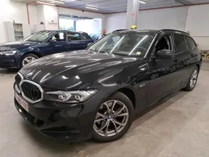 BMW 3 Series Touring 320e 2023
