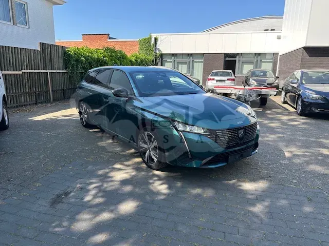 Peugeot 308 SW 1.2i Allure 2022