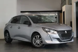 Peugeot 208 1.2i Style 2022