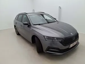 Skoda Octavia Combi 2.0 TDI Sportline 2022