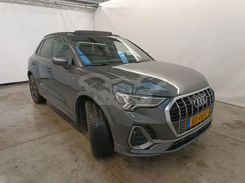 Audi Q3 45 TFSIe S Line 2022