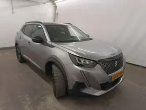 Peugeot 2008 1.2i Allure 2022