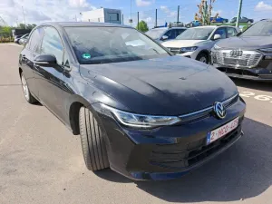Volkswagen Golf 1.5 eTSI Life Business 2025