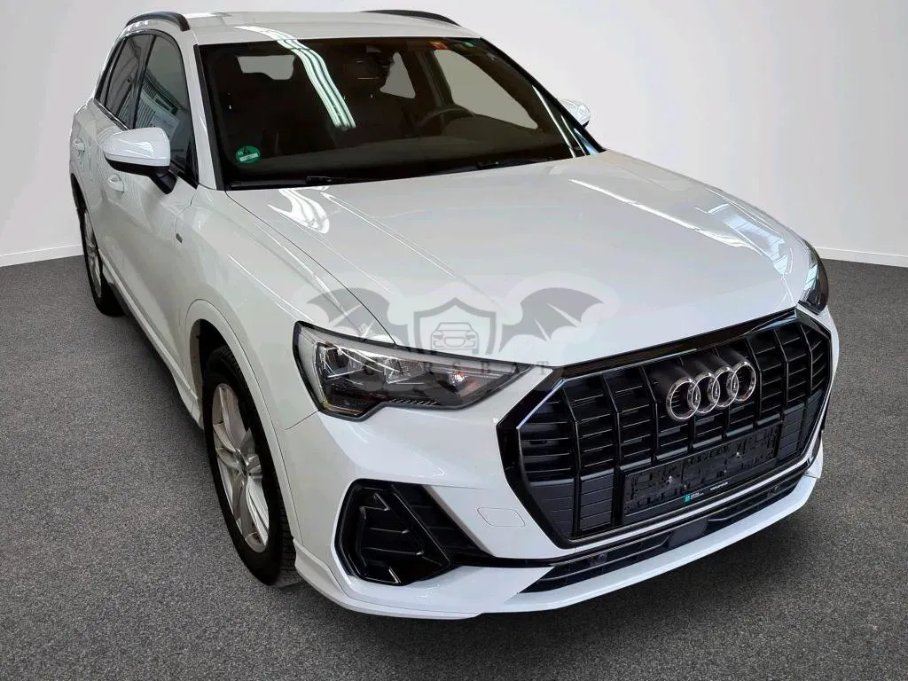 Audi Q3 45 TFSIe S Line 2021