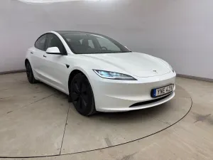 Tesla Model 3 Standard Range 2024