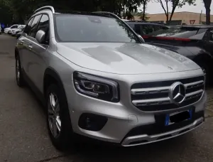 Mercedes-Benz GLB 180d 2022