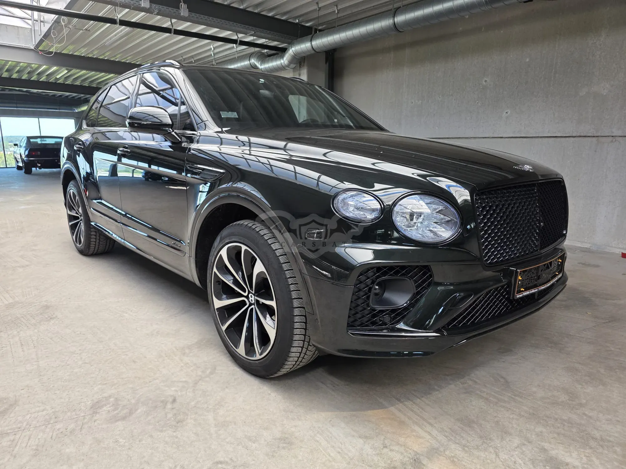 Bentley Bentayga 4.0 Azure 2023
