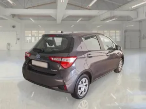 Toyota Yaris 1.5 Business 2018
