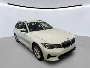 BMW 3 Series Touring 318d 2022