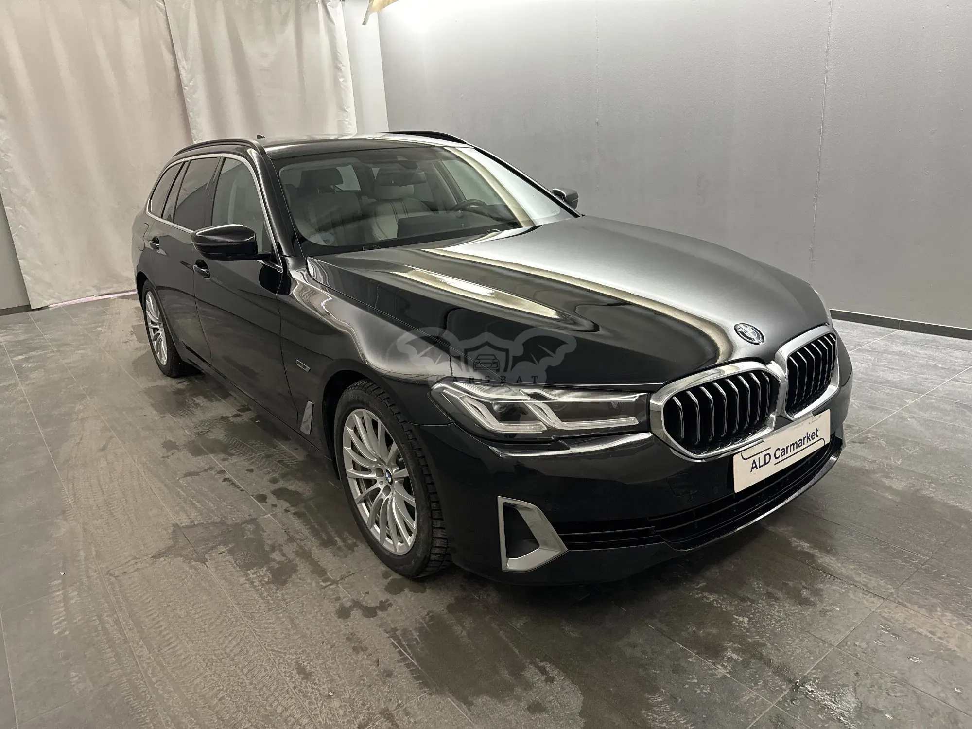 BMW 5 Series Touring 530e 2022