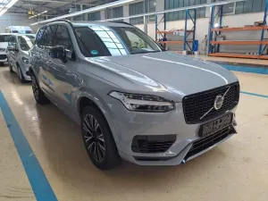 Volvo XC90 Plus Dark 2024