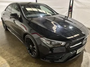 Mercedes-Benz CLA 180 AMG Line Premium 2022