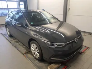 Volkswagen Golf 2.0 TSI Style 2024