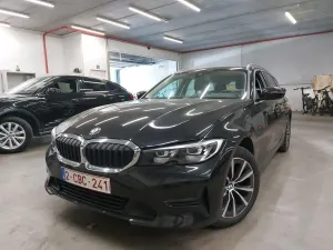 BMW 3 Series Touring 318d Business 2022