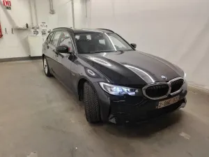 BMW 3 Series Touring 320e Business Design 2022