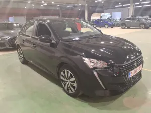 Peugeot 208 1.2i Active Pack 2023