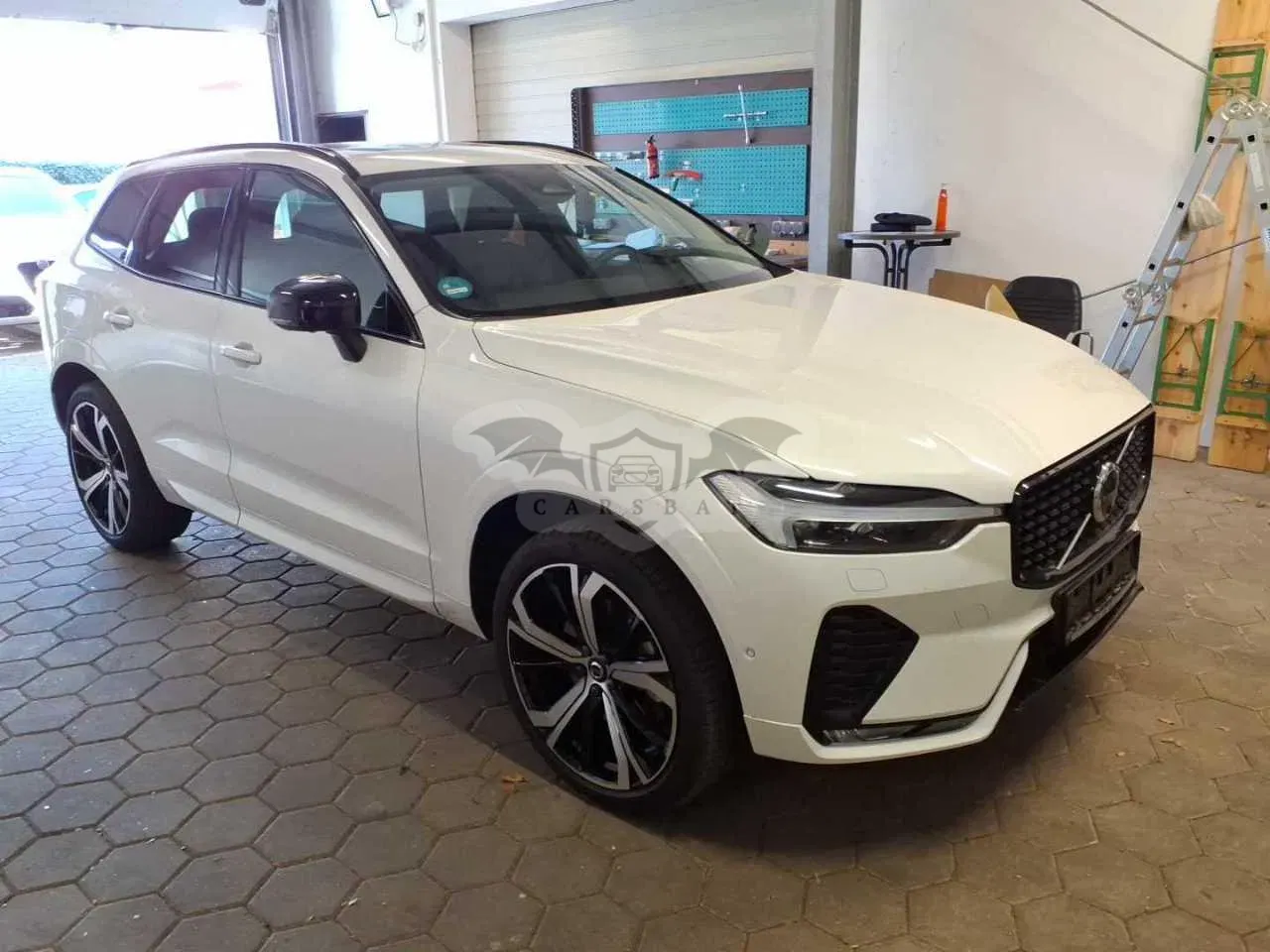 Volvo XC60 Plus Dark 2024