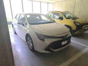 Toyota Corolla 1.8h Business 2020