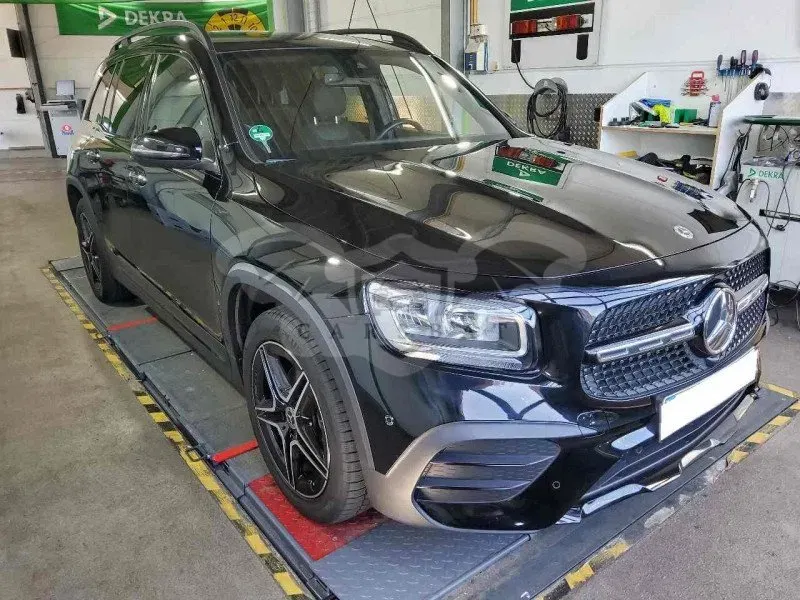 Mercedes-Benz GLB 200 AMG Line 2022