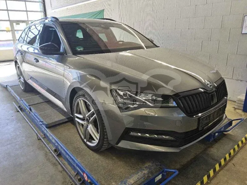 Skoda Superb Combi 2.0 TDI Sportline 2022
