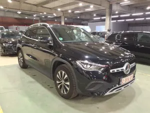 Mercedes-Benz GLA 180 Business Solution 2022