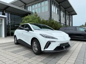 MG MG4 Luxury 2023