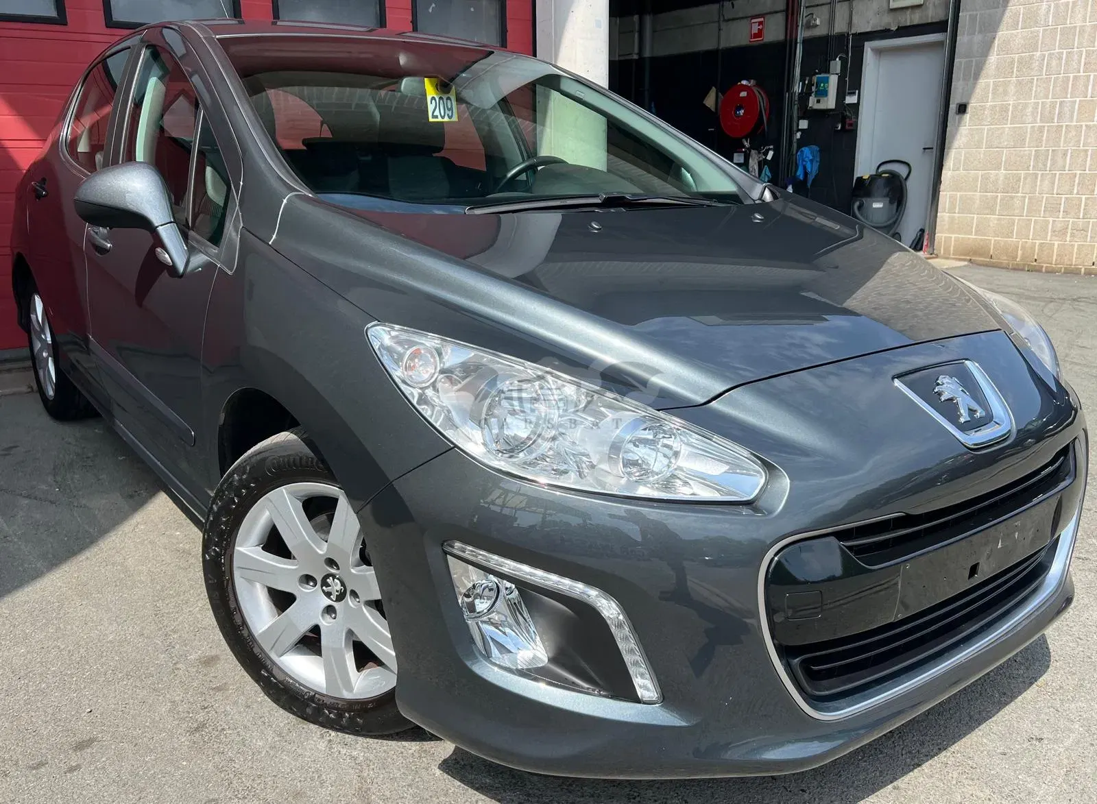 Peugeot 308 1.6i Active 2013