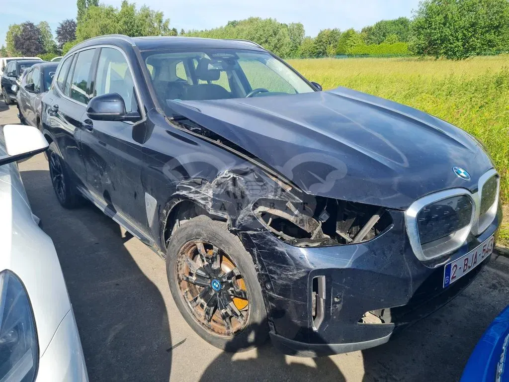 BMW iX3 74 kWh 2021